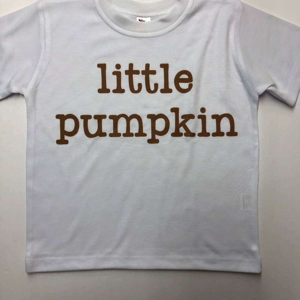 Little Pumpkin lettering in brown on white T-shirt brand new